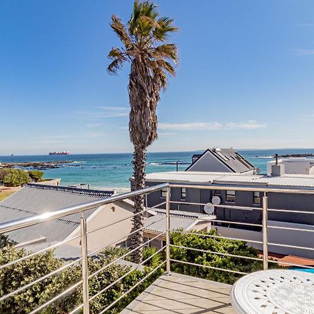 The Sir David Boutique Guest House Bloubergstrand Exterior photo