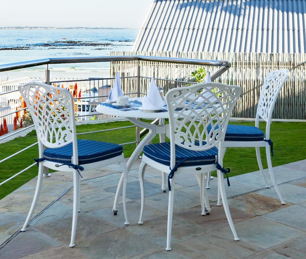 The Sir David Boutique Guest House Bloubergstrand Exterior photo