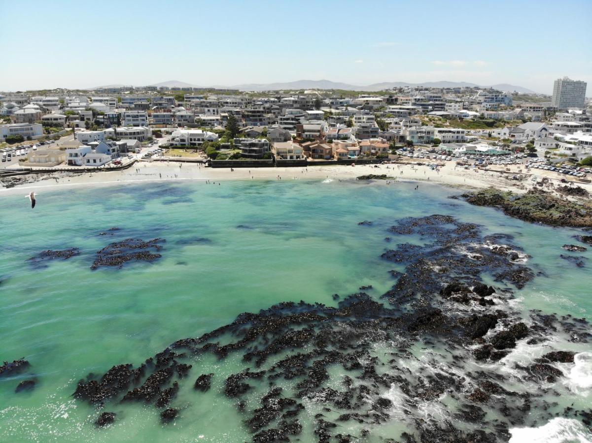 The Sir David Boutique Guest House Bloubergstrand Exterior photo