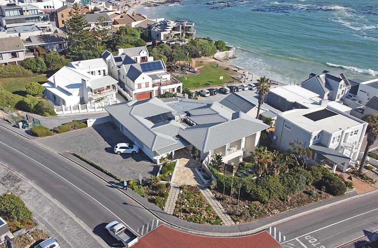 The Sir David Boutique Guest House Bloubergstrand Exterior photo