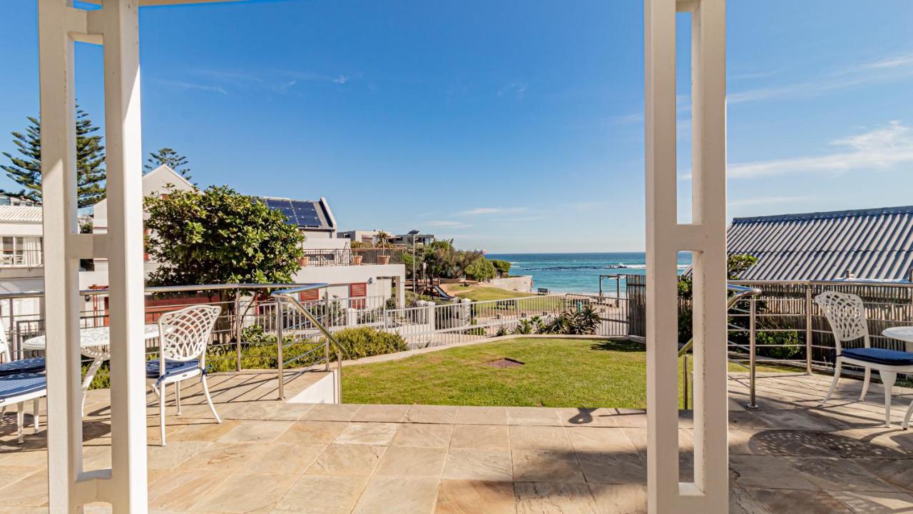 The Sir David Boutique Guest House Bloubergstrand Exterior photo