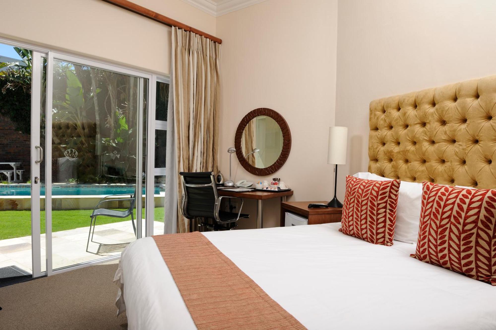 The Sir David Boutique Guest House Bloubergstrand Exterior photo