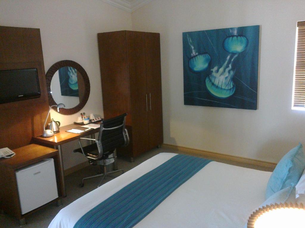 The Sir David Boutique Guest House Bloubergstrand Room photo