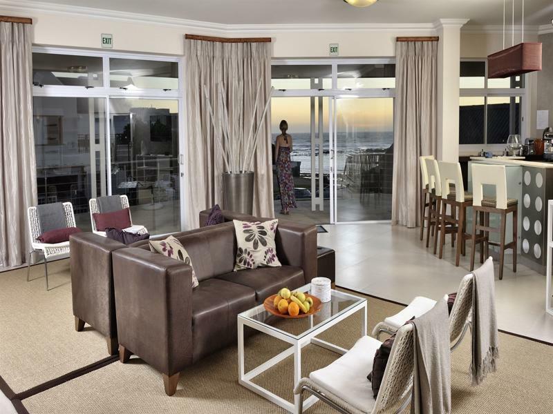 The Sir David Boutique Guest House Bloubergstrand Exterior photo